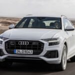 アウディ Q8、2019年より「スマホアプリ」一つで自動駐車